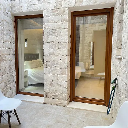 Apartment Gav Remedios